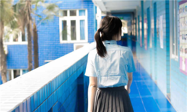 三家镇如何找到一个可以帮助我生孩子的女人？